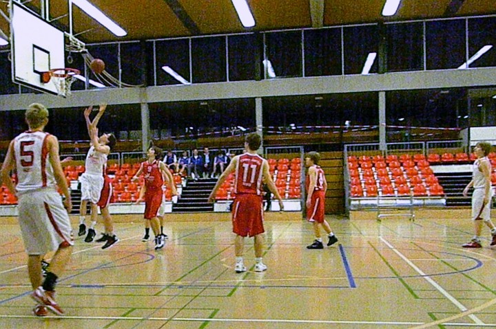 Foto &copy;Jessye VanDuine, 2011