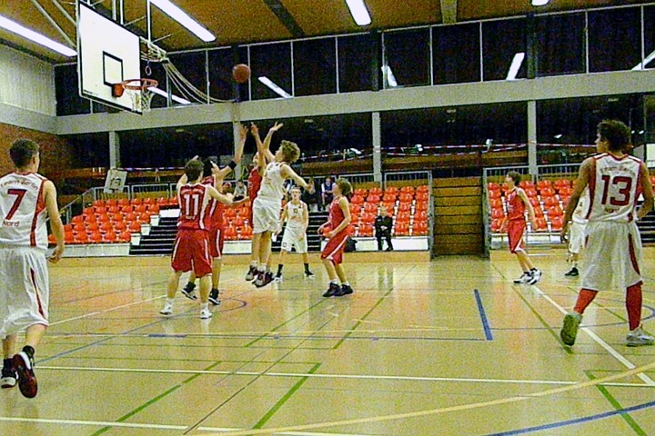 Foto &copy;Jessye VanDuine, 2011