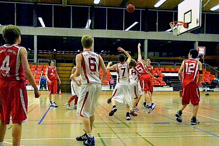 Foto &copy;Jessye VanDuine, 2011