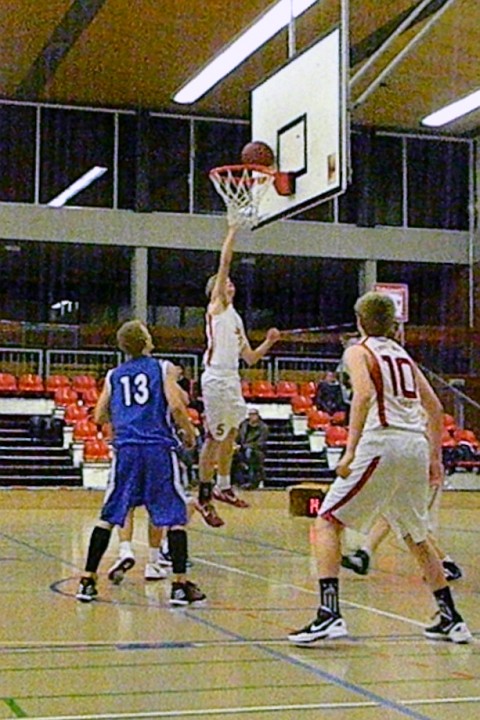 Foto &copy;Jessye VanDuine, 2011