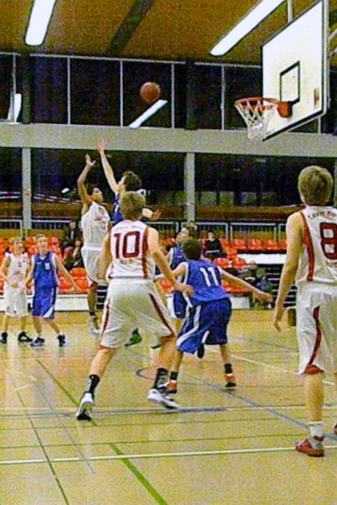 Foto &copy;Jessye VanDuine, 2011