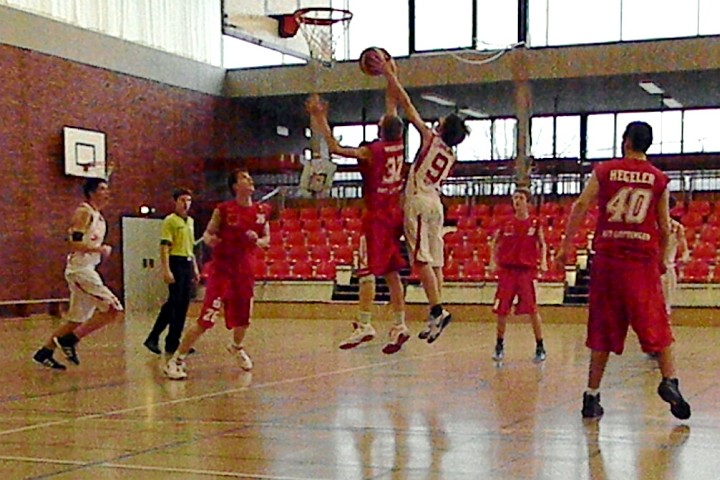 Foto &copy;Jessye VanDuine, 2011